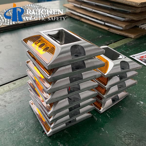 <h3>Amber Solar Powered Road Studs Supplier In China-RUICHEN </h3>
